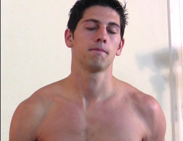 130309103-tyler-davis-jerking-off