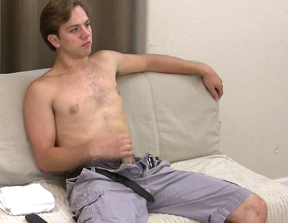 150930104-andrew-jerking-off