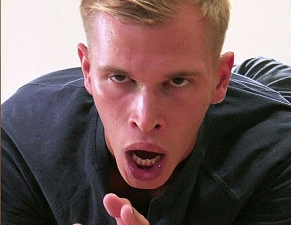 190809102-dustin-cant-take-it