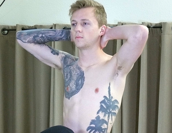200204102-brocks-first-gay-blowjob