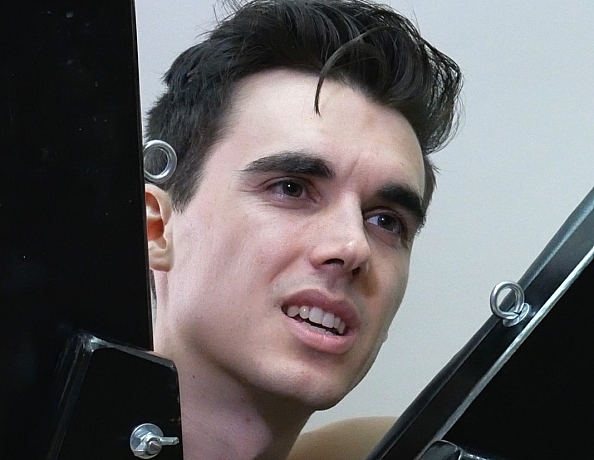 210212101-redefiling-carter