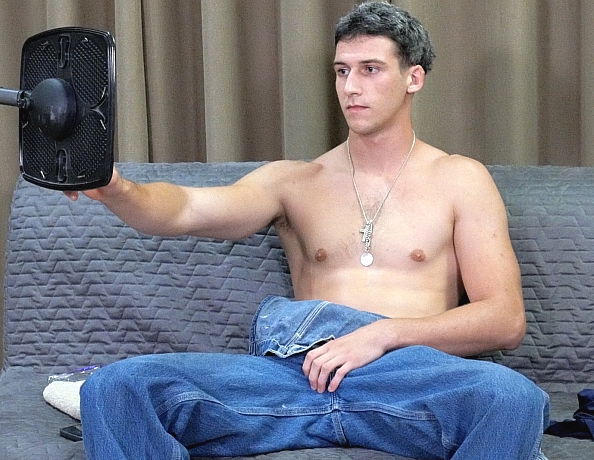 211007102-tony-jerking-off