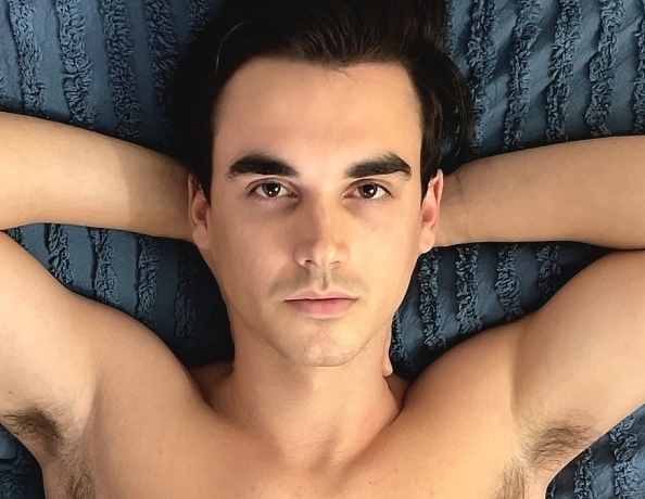 220105101-blowing-carter