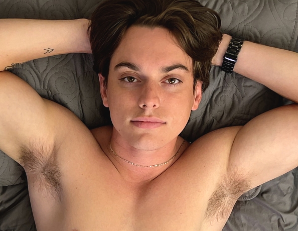 220326101-blowing-rich