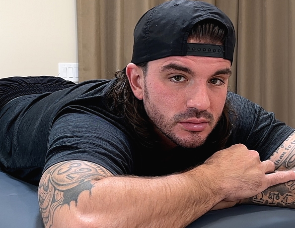 240105102-scottys-first-gay-experience
